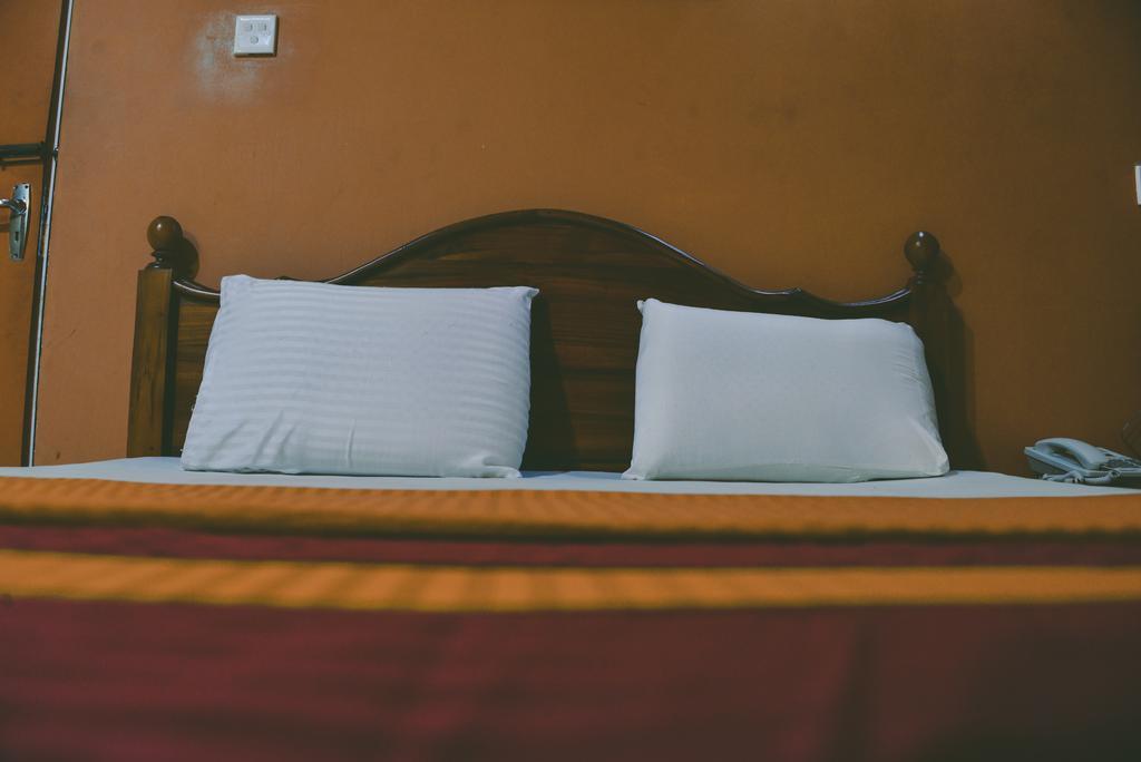 Hotel Anon Rest Dambulla Esterno foto